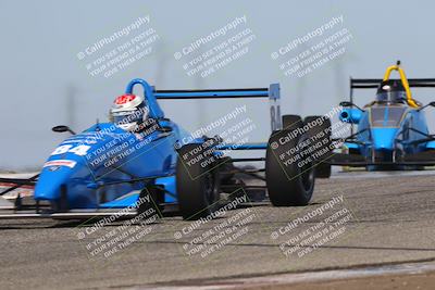 media/Oct-26-2025-CalClub SCCA (Sun) [[8ce1e69566]]/Group 3/Grapevine/